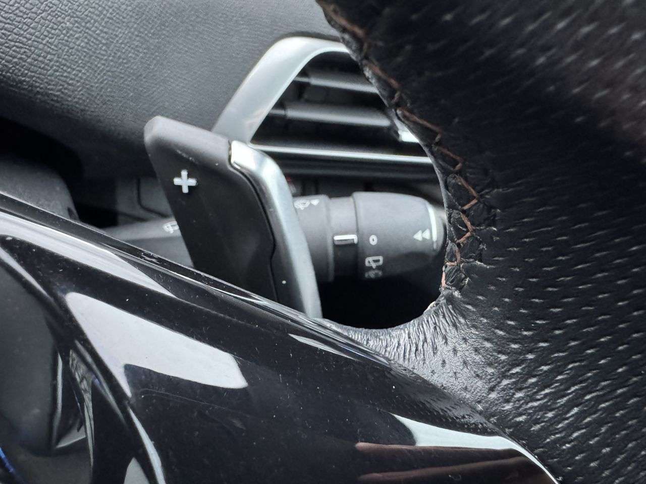 2021 PEUGEOT 5008 2021 PEUGEOT 5008