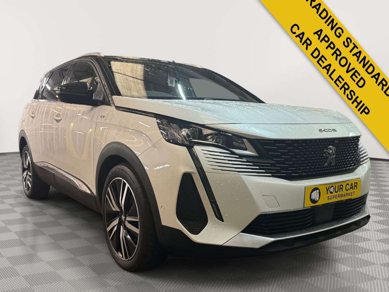 A 2021 PEUGEOT 5008 1.2 PureTech GT Premium SUV 5dr Petrol EAT Euro 6 (s/s) (130 ps) A 2021 PEUGEOT 5008 1.2 PureTech GT Premium SUV 5dr Petrol EAT Euro 6 (s/s) (130 ps)