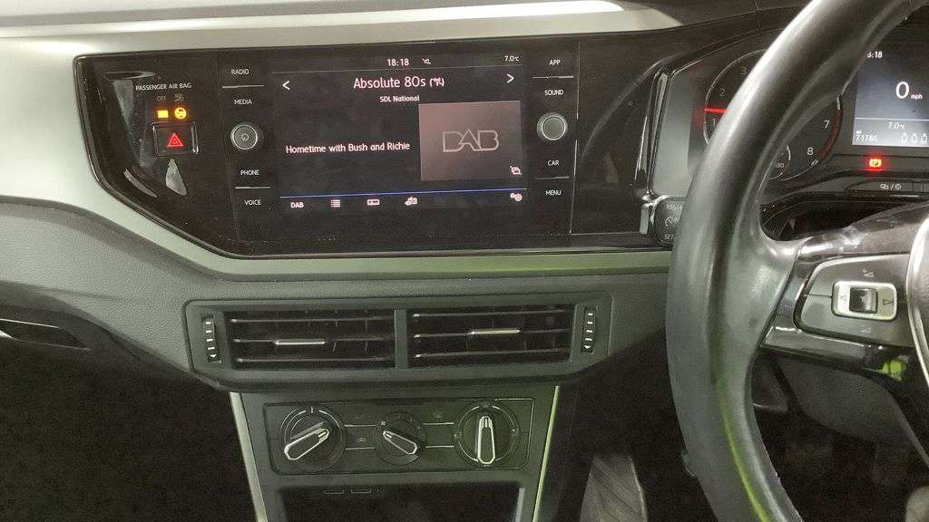 2019 VOLKSWAGEN POLO 2019 VOLKSWAGEN POLO