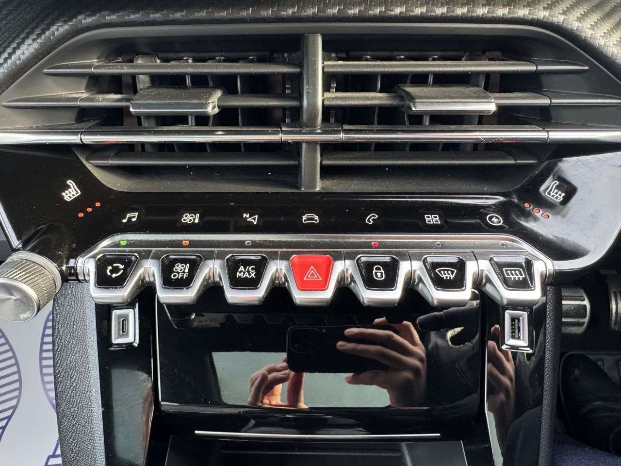 2021 PEUGEOT E-2008 2021 PEUGEOT E-2008