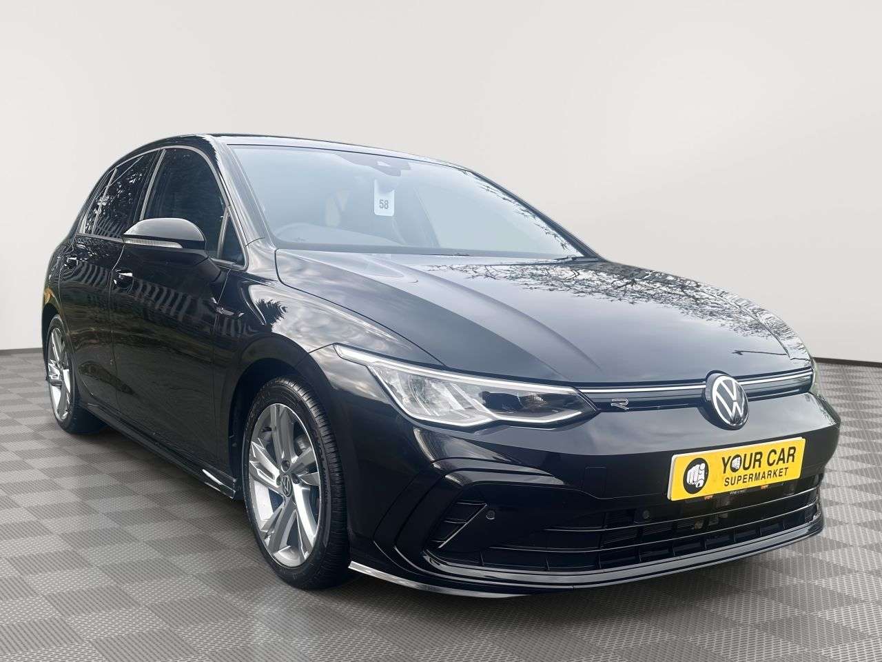 A 2021 VOLKSWAGEN GOLF 1.5 eTSI MHEV R-Line Hatchback 5dr Petrol Hybrid DSG Euro 6 (s/s) (150 ps) A 2021 VOLKSWAGEN GOLF 1.5 eTSI MHEV R-Line Hatchback 5dr Petrol Hybrid DSG Euro 6 (s/s) (150 ps)