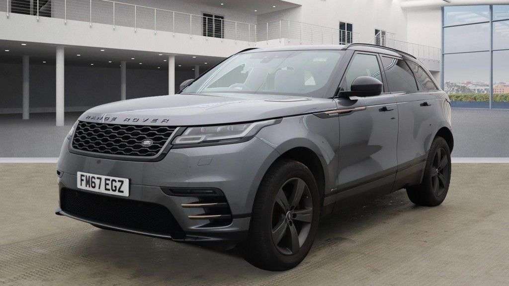 A 2018 LAND ROVER RANGE ROVER VELAR 2.0 D240 R-Dynamic S SUV 5dr Diesel Auto 4WD Euro 6 (s/s) (240 ps) A 2018 LAND ROVER RANGE ROVER VELAR 2.0 D240 R-Dynamic S SUV 5dr Diesel Auto 4WD Euro 6 (s/s) (240 ps)