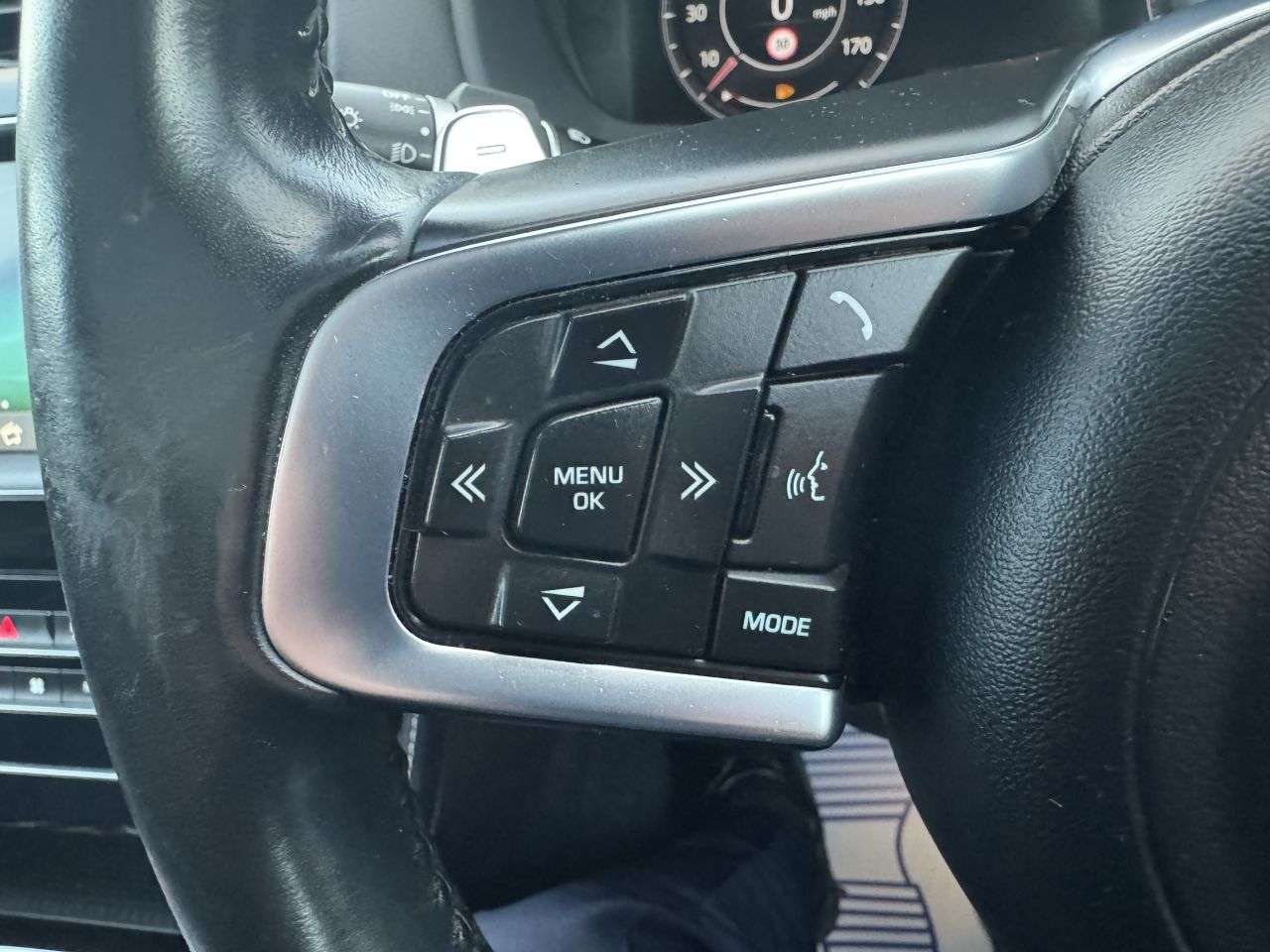 2019 JAGUAR F-PACE 2019 JAGUAR F-PACE
