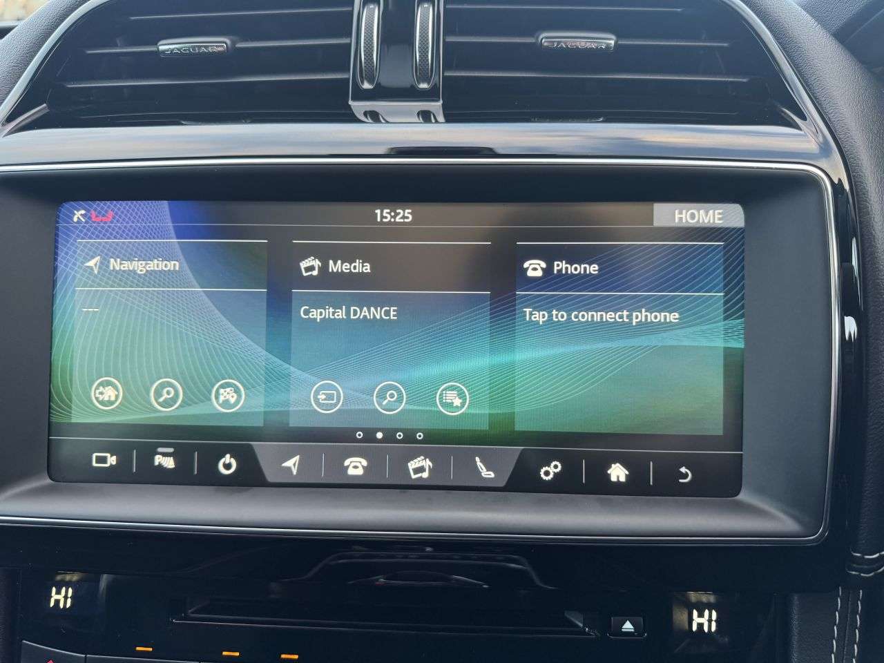 2019 JAGUAR F-PACE 2019 JAGUAR F-PACE