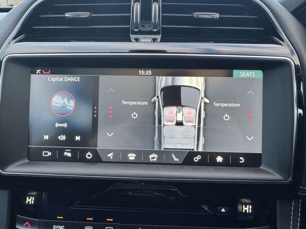 2019 JAGUAR F-PACE 2019 JAGUAR F-PACE