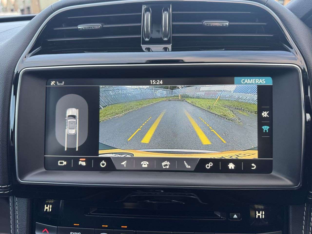 2019 JAGUAR F-PACE 2019 JAGUAR F-PACE