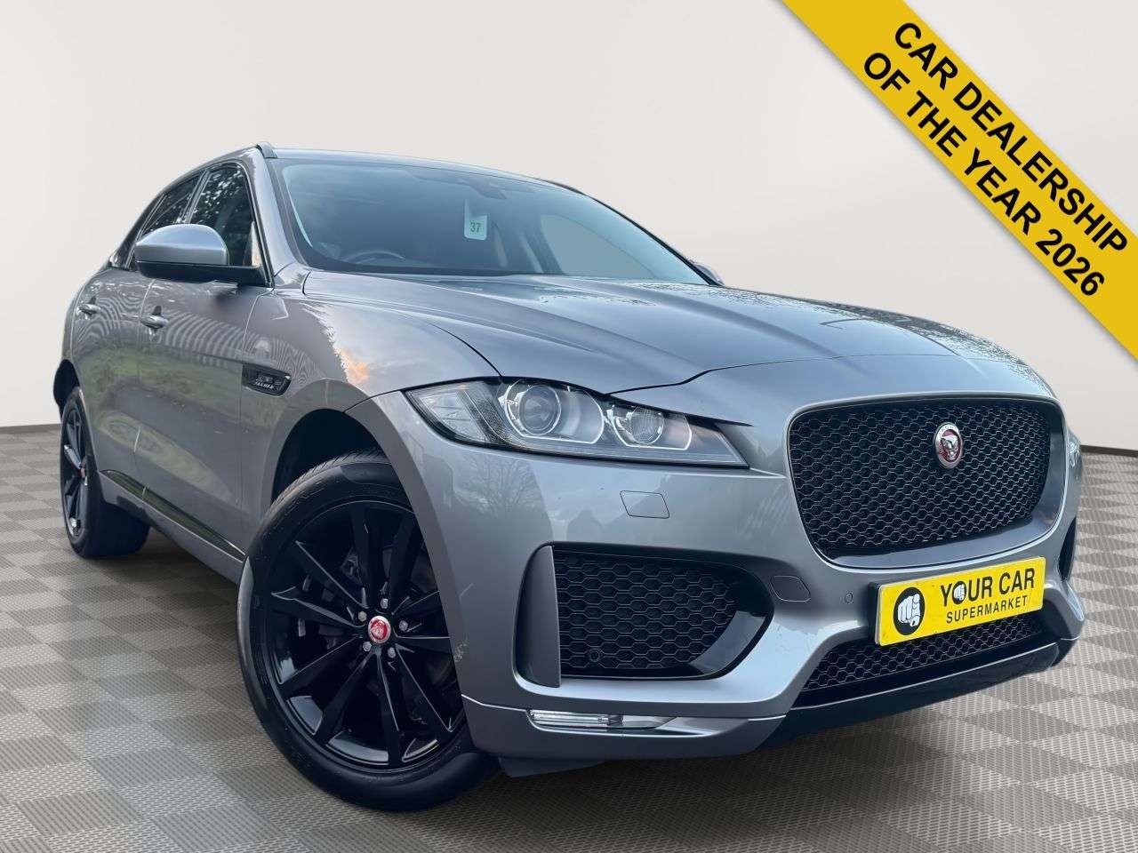 A 2019 JAGUAR F-PACE 2.0 D180 Chequered Flag SUV 5dr Diesel Auto AWD Euro 6 (s/s) (180 ps) A 2019 JAGUAR F-PACE 2.0 D180 Chequered Flag SUV 5dr Diesel Auto AWD Euro 6 (s/s) (180 ps)