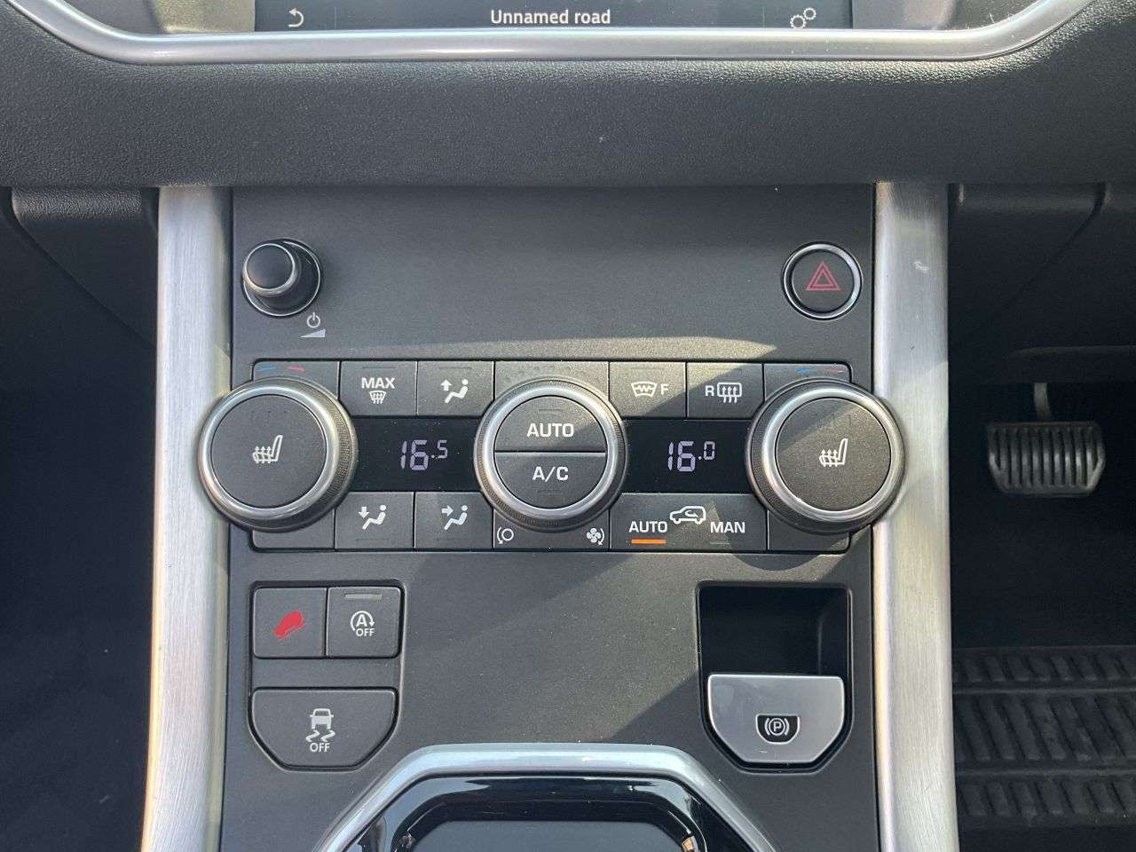 2019 LAND ROVER RANGE ROVER EVOQUE 2019 LAND ROVER RANGE ROVER EVOQUE