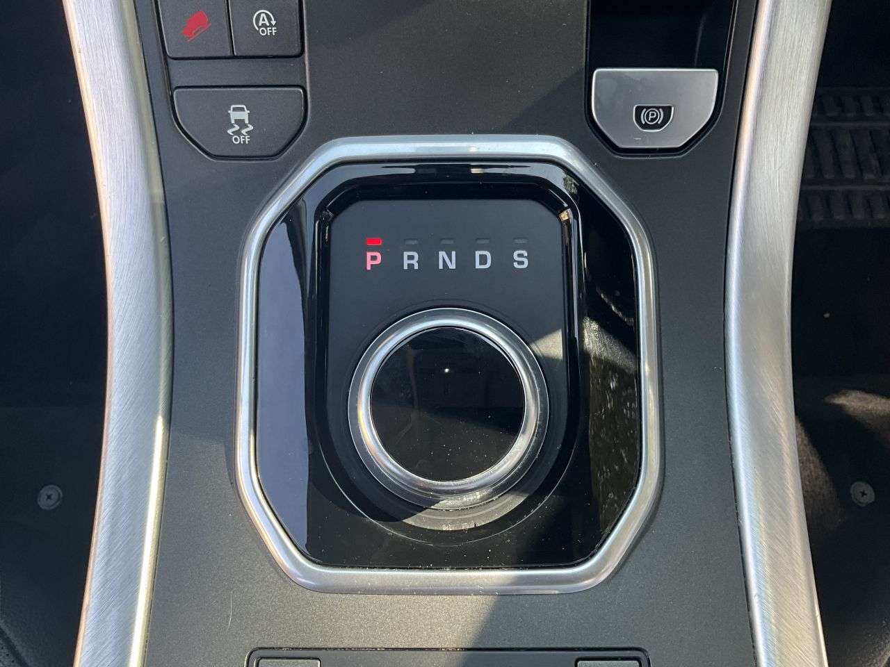 2019 LAND ROVER RANGE ROVER EVOQUE 2019 LAND ROVER RANGE ROVER EVOQUE