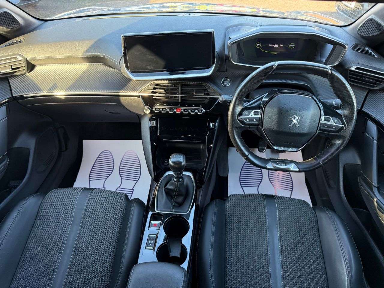 2021 PEUGEOT 208 2021 PEUGEOT 208