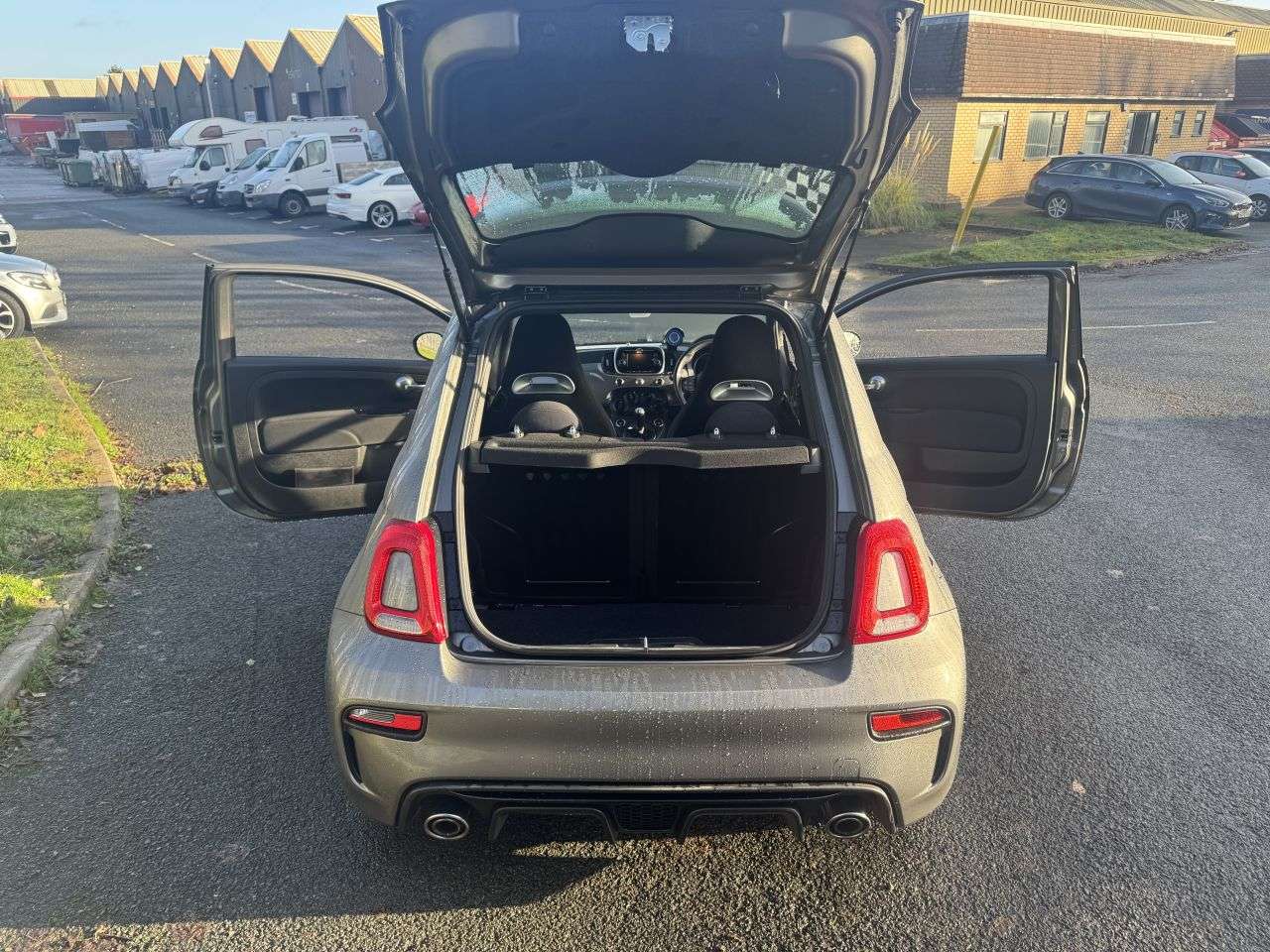 2020 ABARTH 595 2020 ABARTH 595