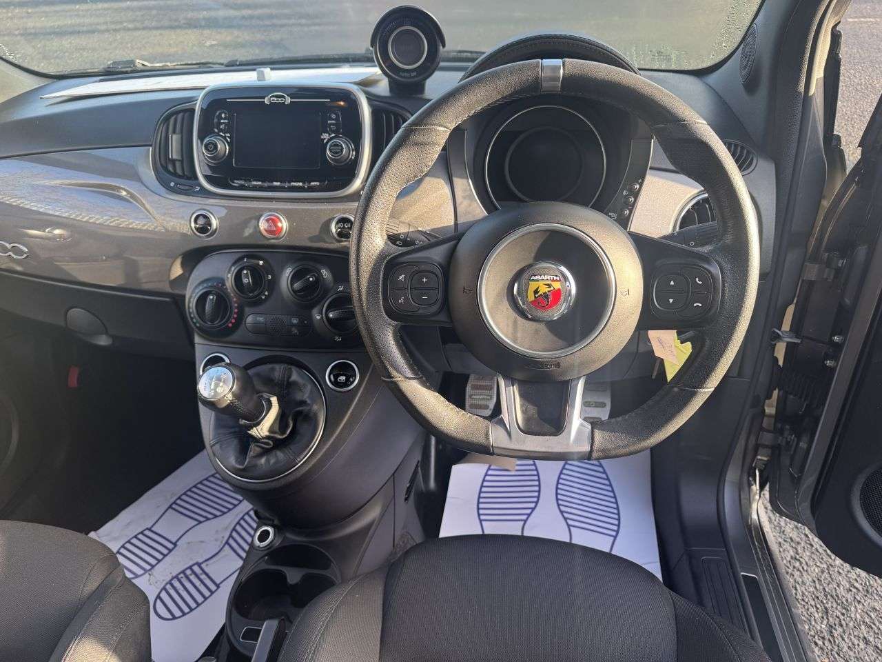 2020 ABARTH 595 2020 ABARTH 595