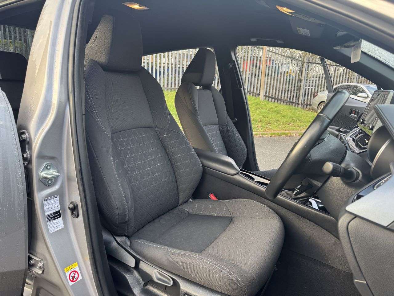 2020 TOYOTA C-HR 2020 TOYOTA C-HR