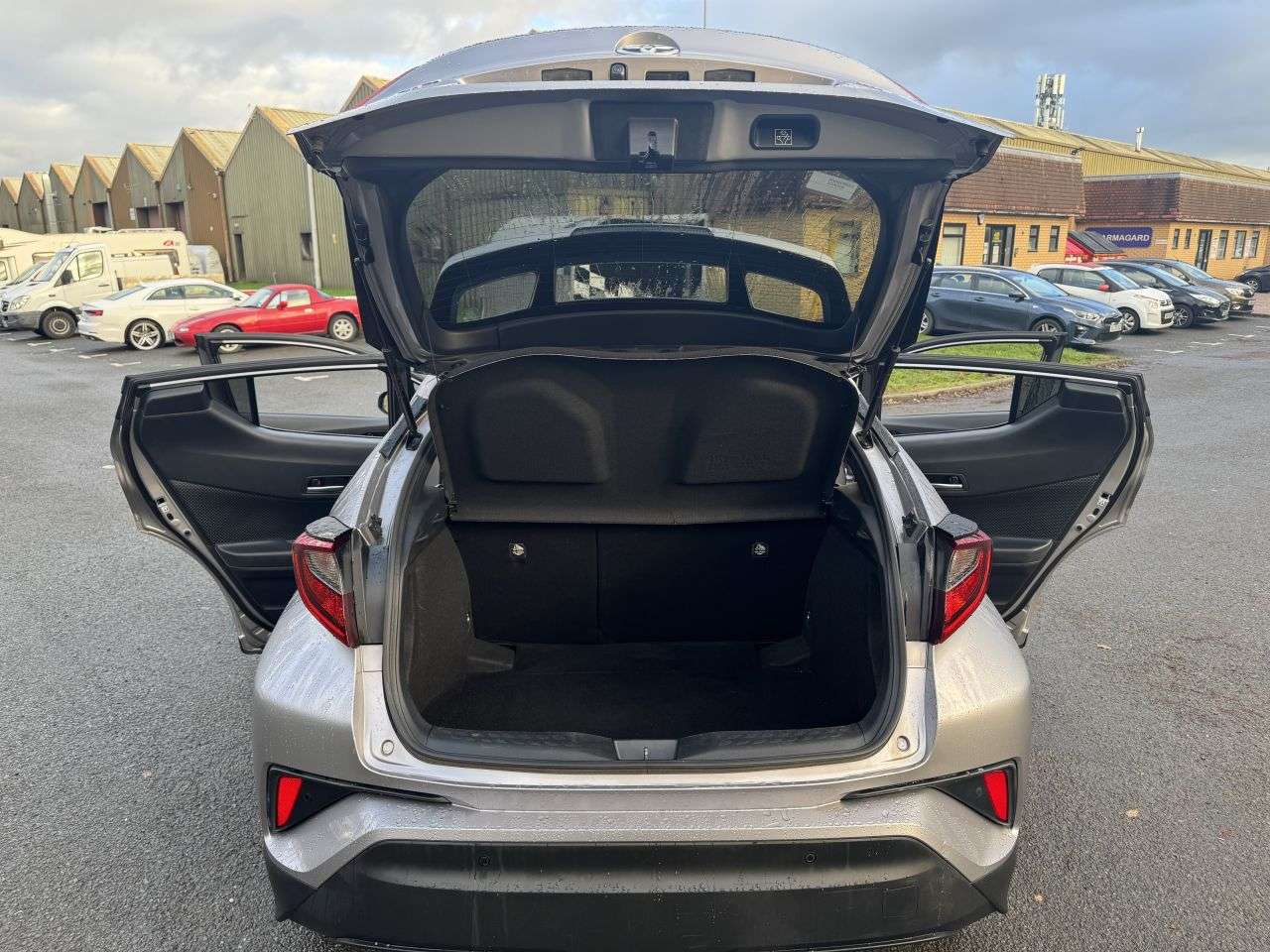 2020 TOYOTA C-HR 2020 TOYOTA C-HR