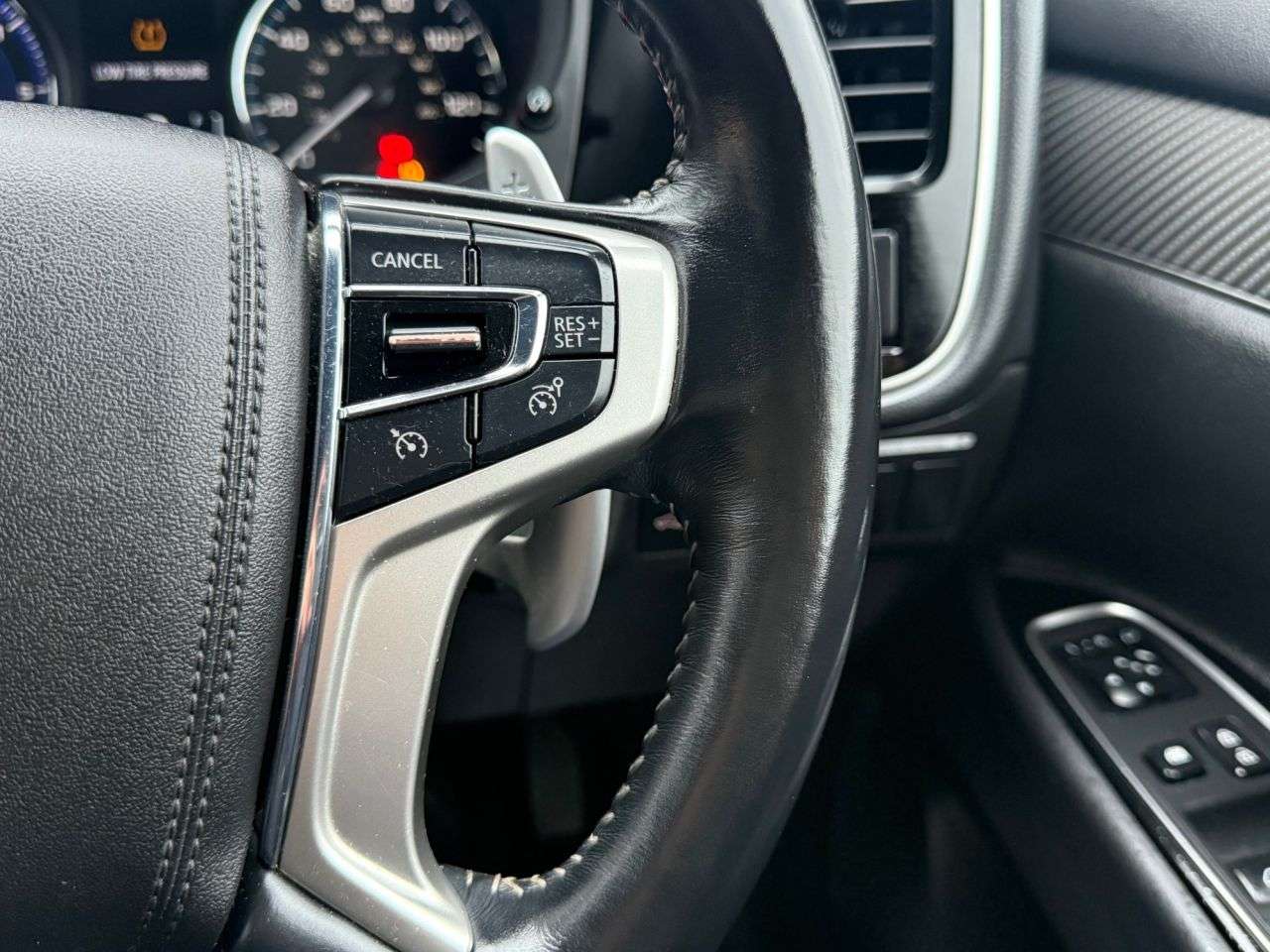 2019 MITSUBISHI OUTLANDER 2019 MITSUBISHI OUTLANDER