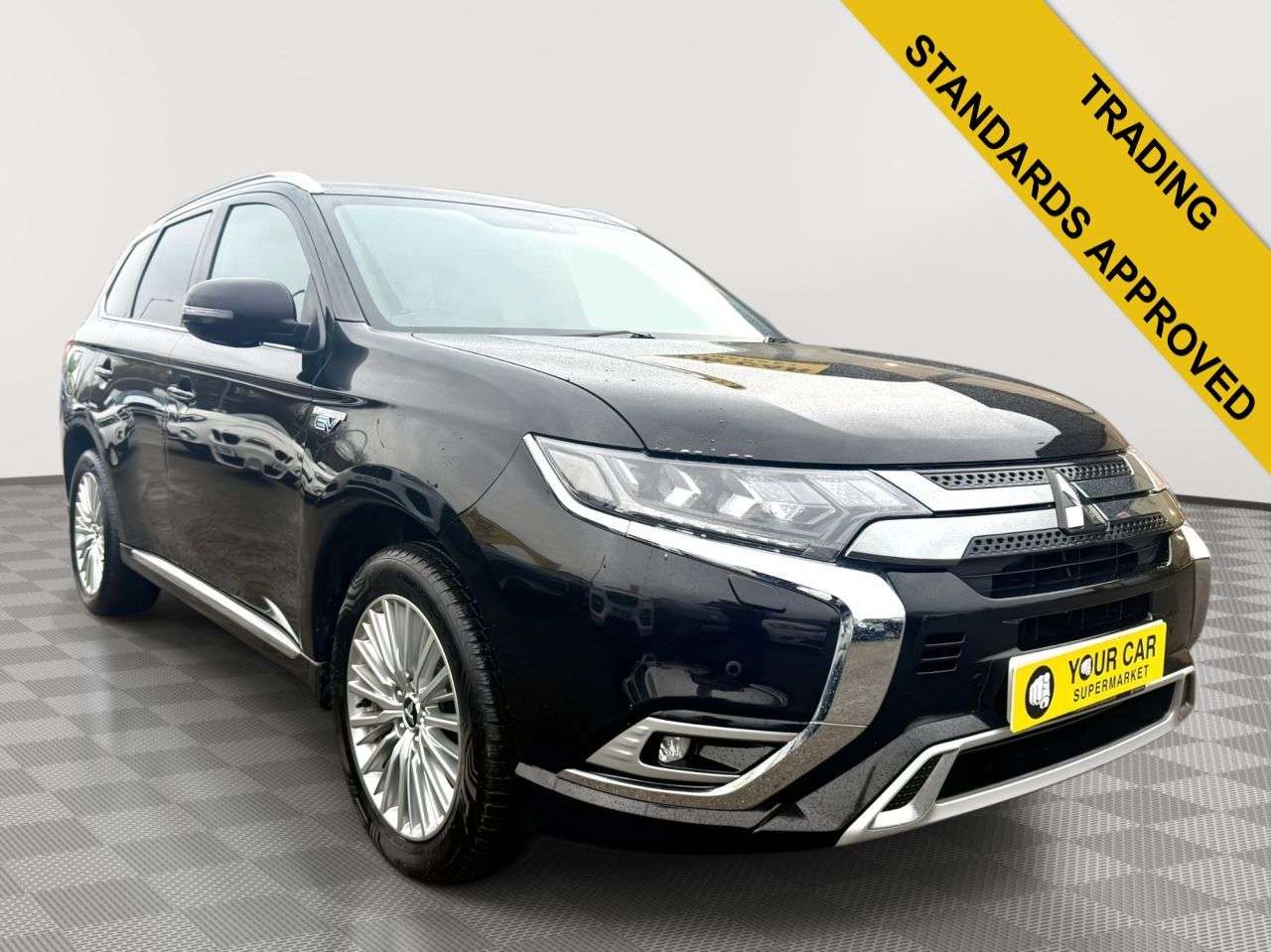 A 2019 MITSUBISHI OUTLANDER 2.4h TwinMotor 13.8kWh 4h SUV 5dr Petrol Plug-in Hybrid CVT 4WD Euro 6 (s/s A 2019 MITSUBISHI OUTLANDER 2.4h TwinMotor 13.8kWh 4h SUV 5dr Petrol Plug-in Hybrid CVT 4WD Euro 6 (s/s