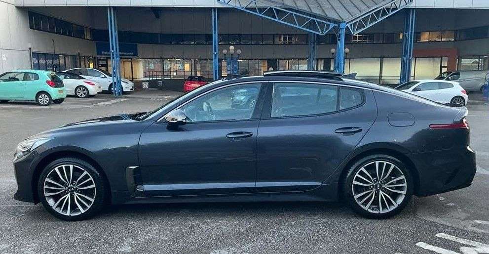 2019 KIA STINGER 2019 KIA STINGER