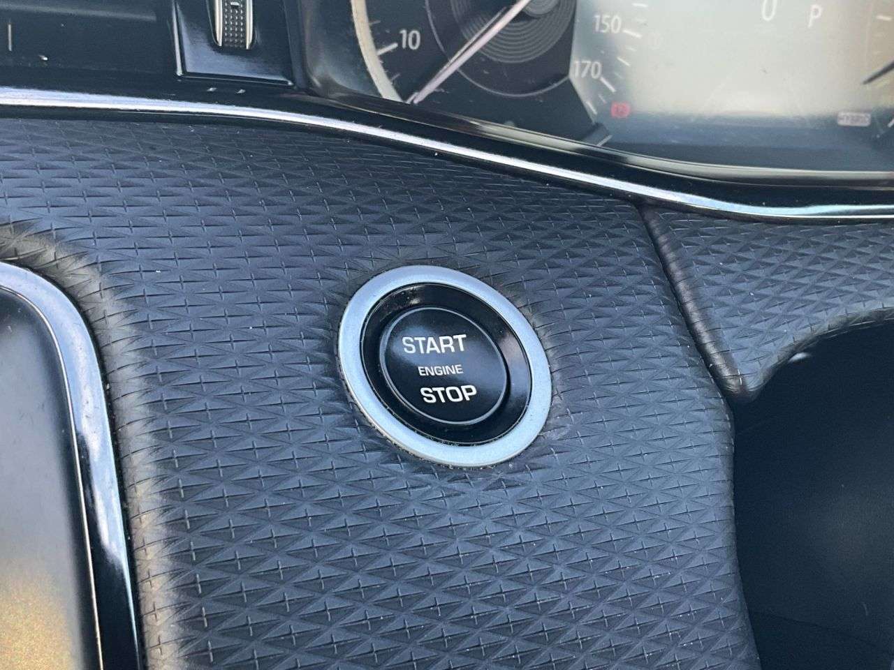 2021 LAND ROVER RANGE ROVER EVOQUE 2021 LAND ROVER RANGE ROVER EVOQUE