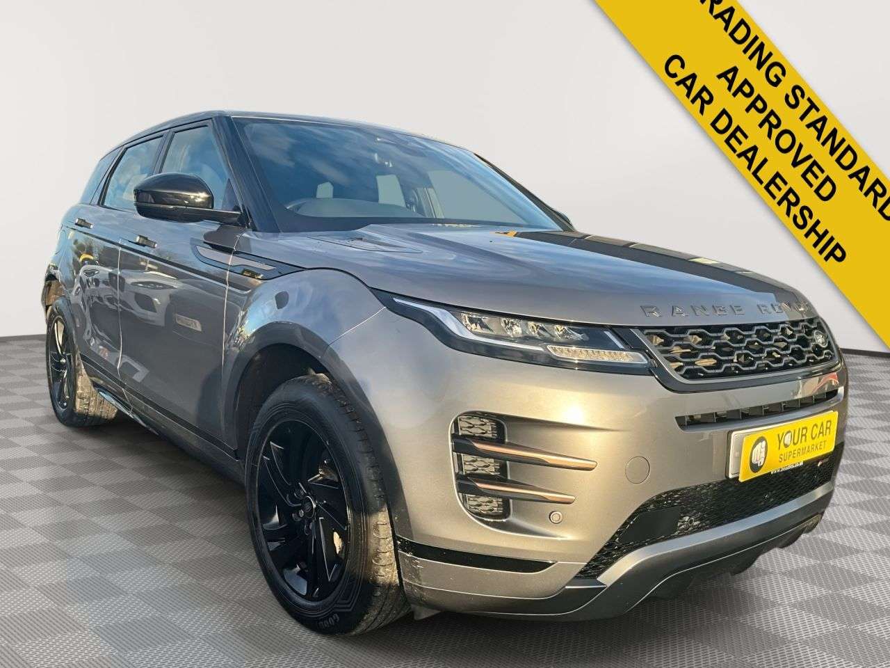 A 2021 LAND ROVER RANGE ROVER EVOQUE 1.5 P300e 12.2kWh R-Dynamic S SUV 5dr Petrol Plug-in Hybrid Auto 4WD Euro 6 A 2021 LAND ROVER RANGE ROVER EVOQUE 1.5 P300e 12.2kWh R-Dynamic S SUV 5dr Petrol Plug-in Hybrid Auto 4WD Euro 6