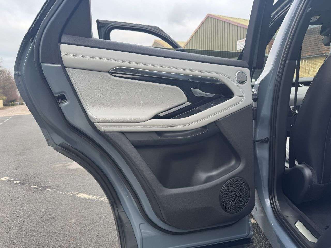 2019 LAND ROVER RANGE ROVER EVOQUE 2019 LAND ROVER RANGE ROVER EVOQUE