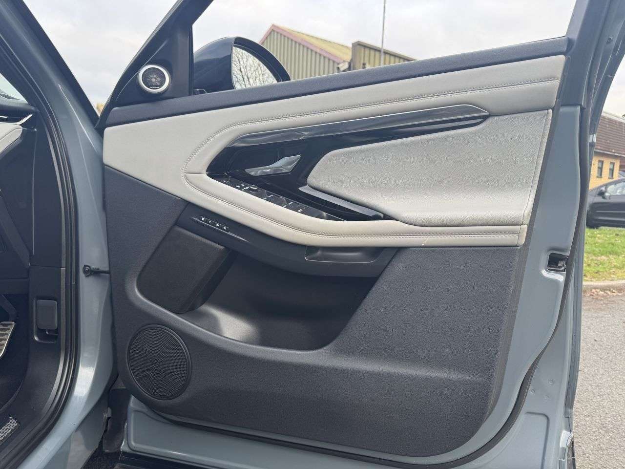 2019 LAND ROVER RANGE ROVER EVOQUE 2019 LAND ROVER RANGE ROVER EVOQUE