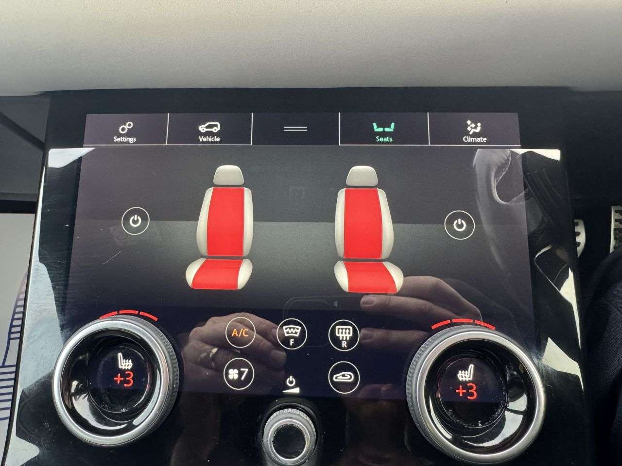 2019 LAND ROVER RANGE ROVER EVOQUE 2019 LAND ROVER RANGE ROVER EVOQUE