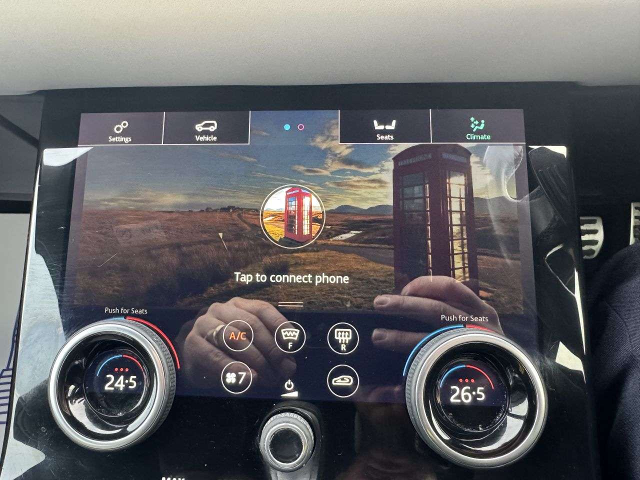 2019 LAND ROVER RANGE ROVER EVOQUE 2019 LAND ROVER RANGE ROVER EVOQUE