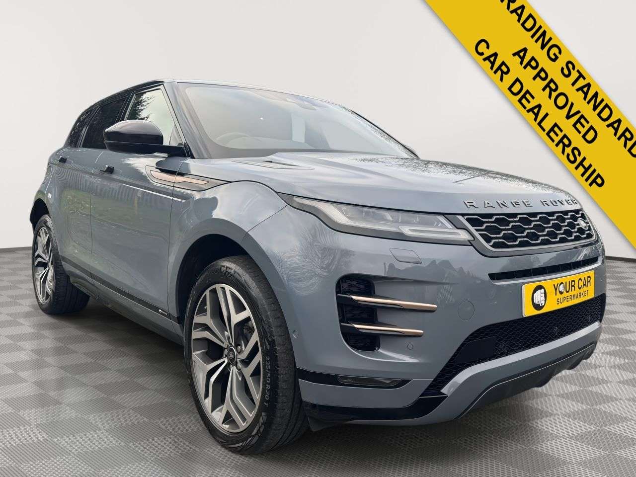A 2019 LAND ROVER RANGE ROVER EVOQUE 2.0 D180 First Edition SUV 5dr Diesel Auto 4WD Euro 6 (s/s) (180 ps) A 2019 LAND ROVER RANGE ROVER EVOQUE 2.0 D180 First Edition SUV 5dr Diesel Auto 4WD Euro 6 (s/s) (180 ps)