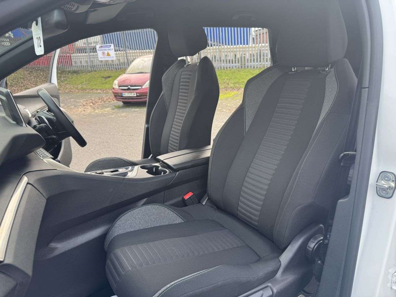 2023 PEUGEOT 5008 2023 PEUGEOT 5008