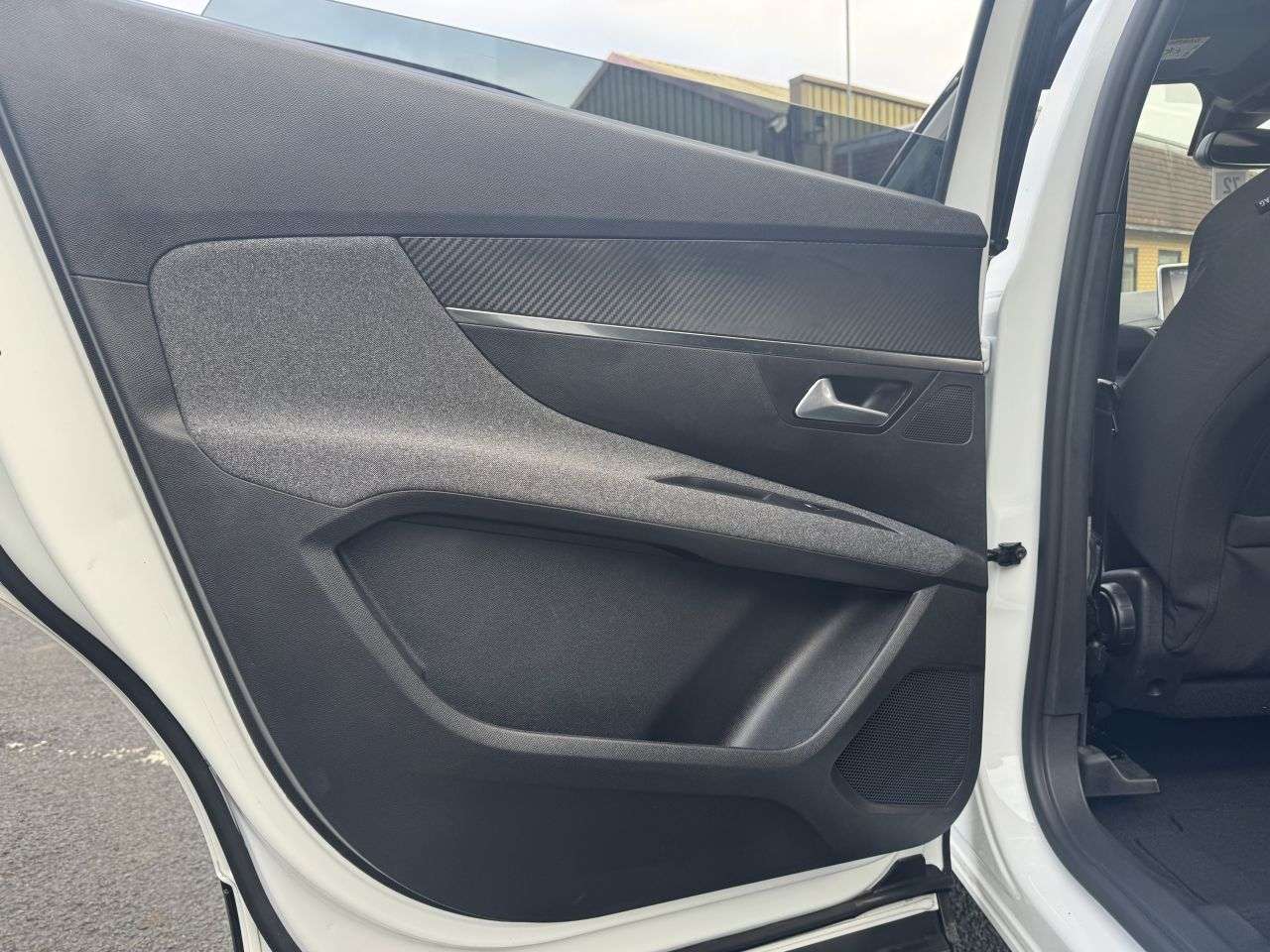 2023 PEUGEOT 5008 2023 PEUGEOT 5008