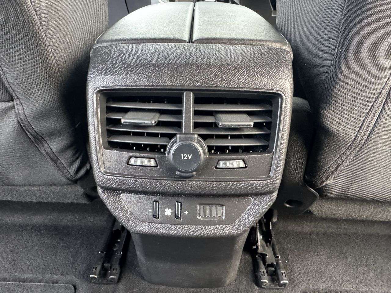 2023 PEUGEOT 5008 2023 PEUGEOT 5008