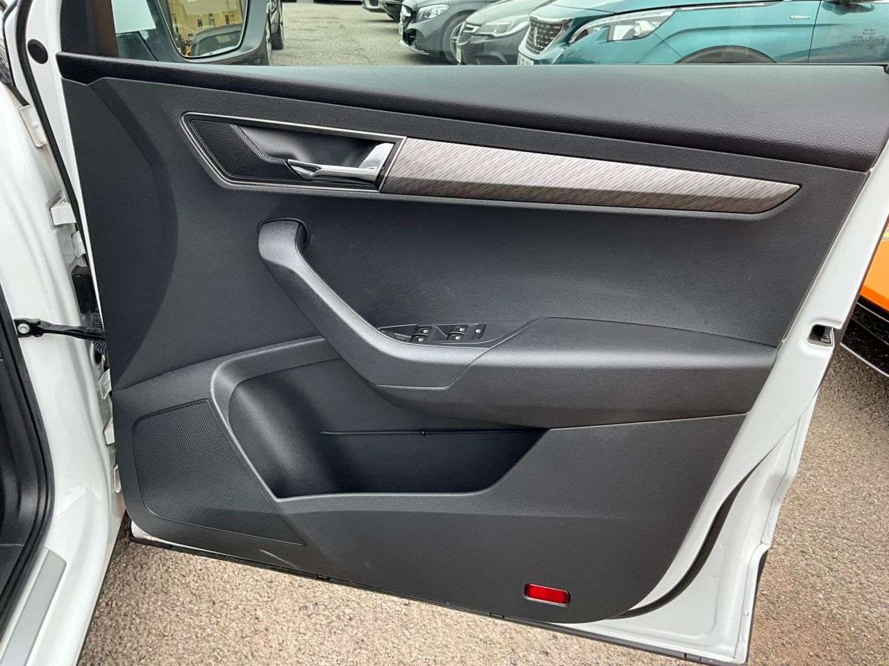 2023 SKODA KAROQ 2023 SKODA KAROQ