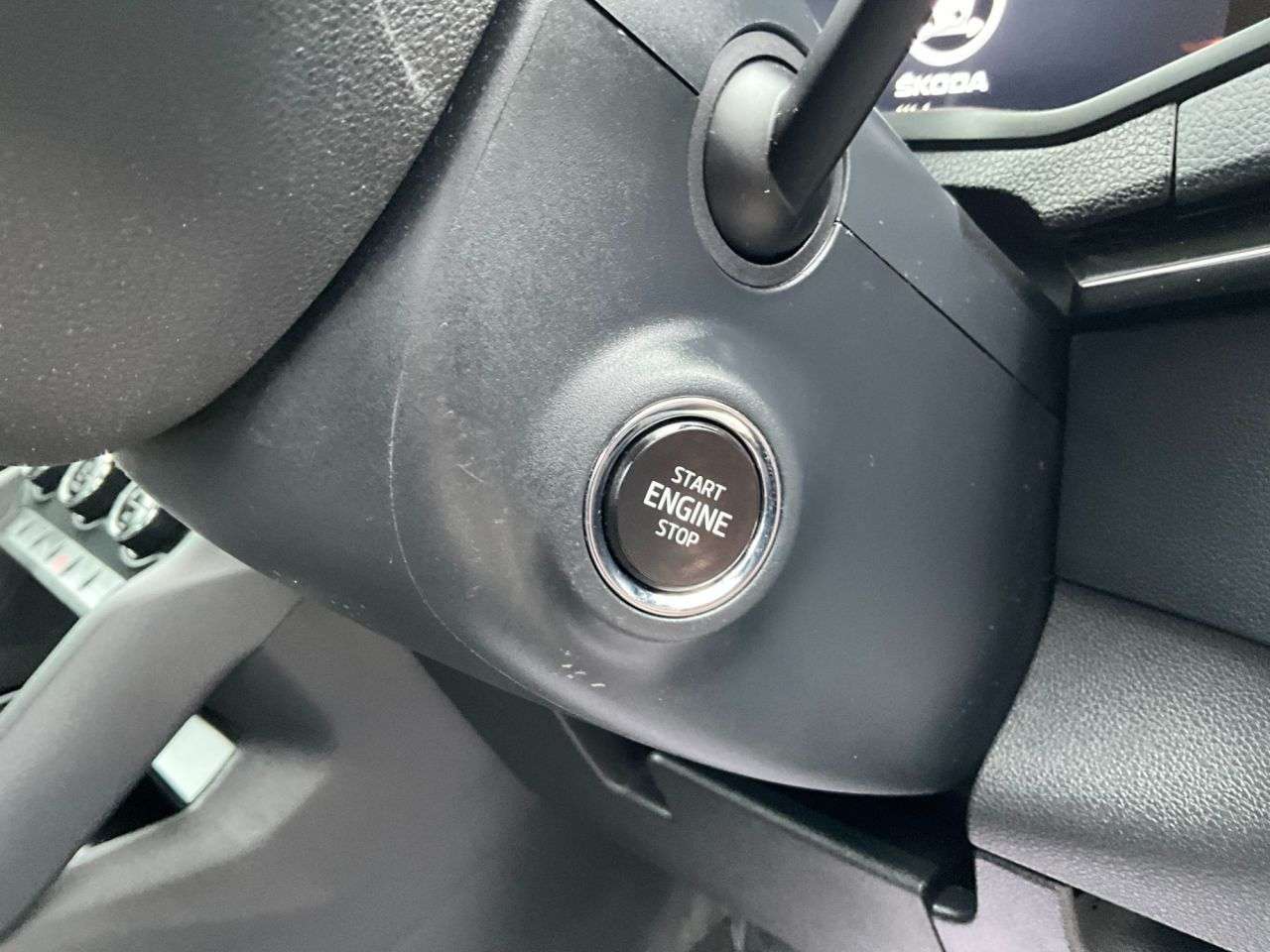 2023 SKODA KAROQ 2023 SKODA KAROQ