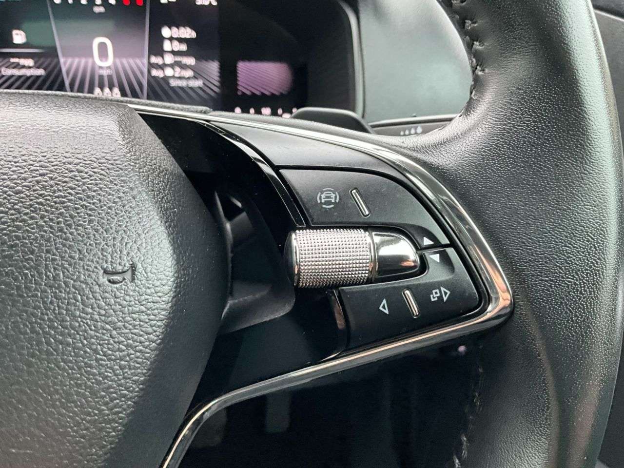 2023 SKODA KAROQ 2023 SKODA KAROQ