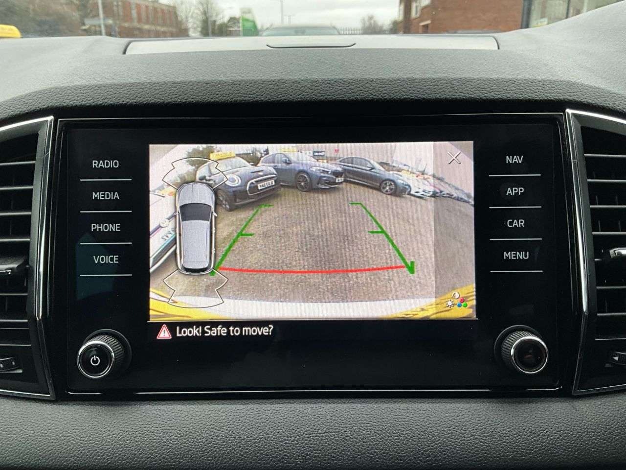 2023 SKODA KAROQ 2023 SKODA KAROQ