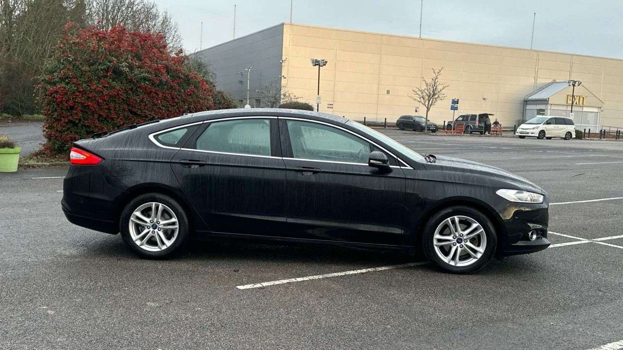 A 2015 FORD MONDEO 2.0 TDCi Titanium Hatchback 5dr Diesel Manual Euro 6 (s/s) (150 ps) A 2015 FORD MONDEO 2.0 TDCi Titanium Hatchback 5dr Diesel Manual Euro 6 (s/s) (150 ps)