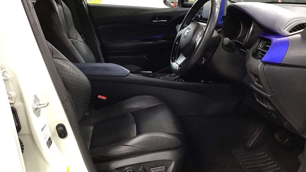 2020 TOYOTA C-HR 2020 TOYOTA C-HR