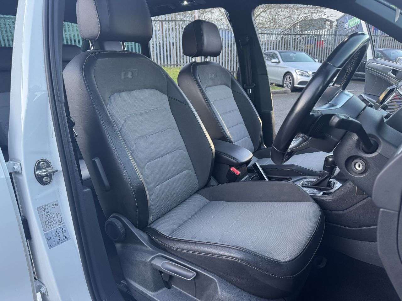 2018 VOLKSWAGEN TIGUAN 2018 VOLKSWAGEN TIGUAN