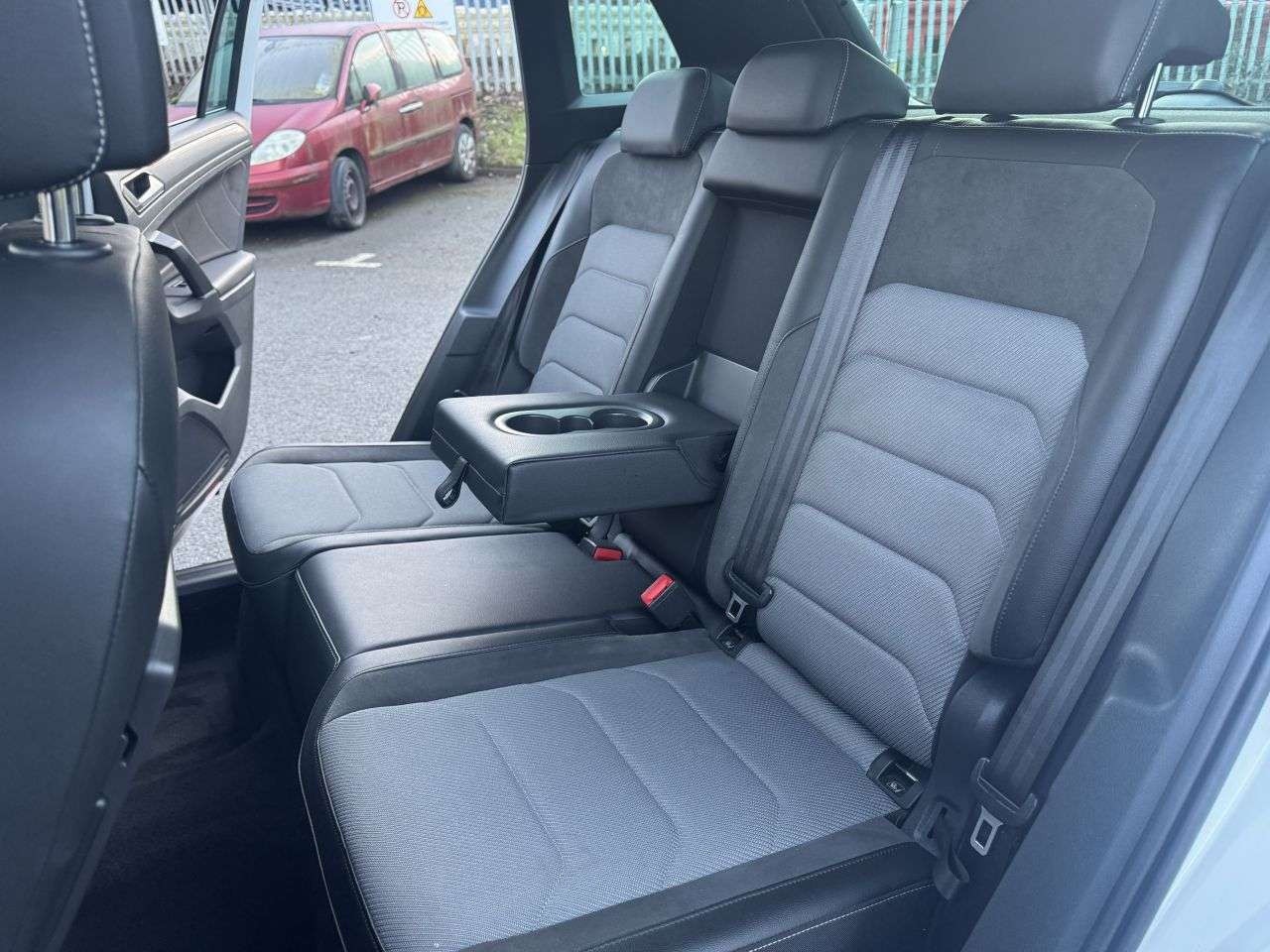 2018 VOLKSWAGEN TIGUAN 2018 VOLKSWAGEN TIGUAN