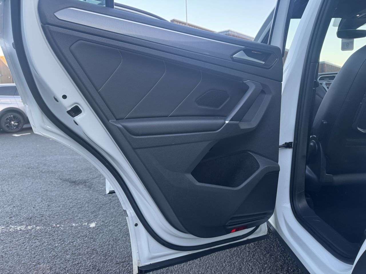 2018 VOLKSWAGEN TIGUAN 2018 VOLKSWAGEN TIGUAN