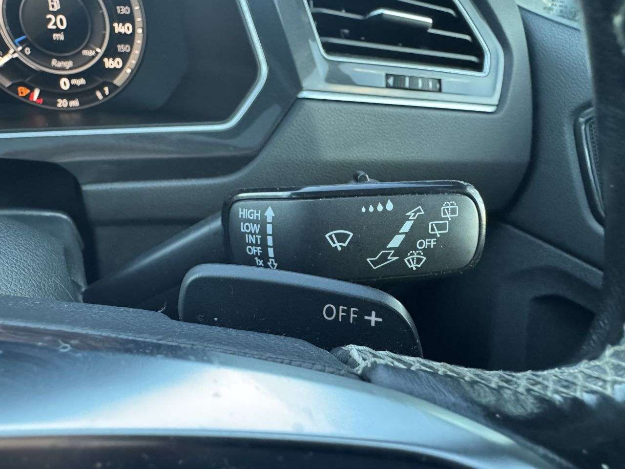 2018 VOLKSWAGEN TIGUAN 2018 VOLKSWAGEN TIGUAN