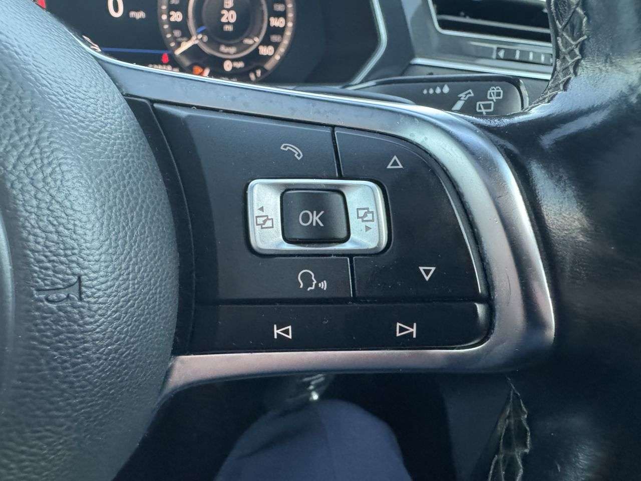 2018 VOLKSWAGEN TIGUAN 2018 VOLKSWAGEN TIGUAN