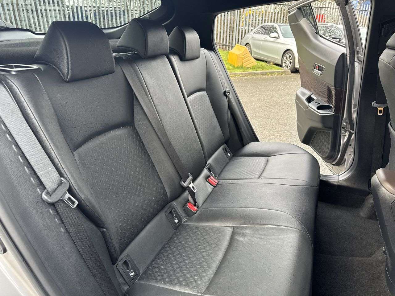 2019 TOYOTA C-HR 2019 TOYOTA C-HR