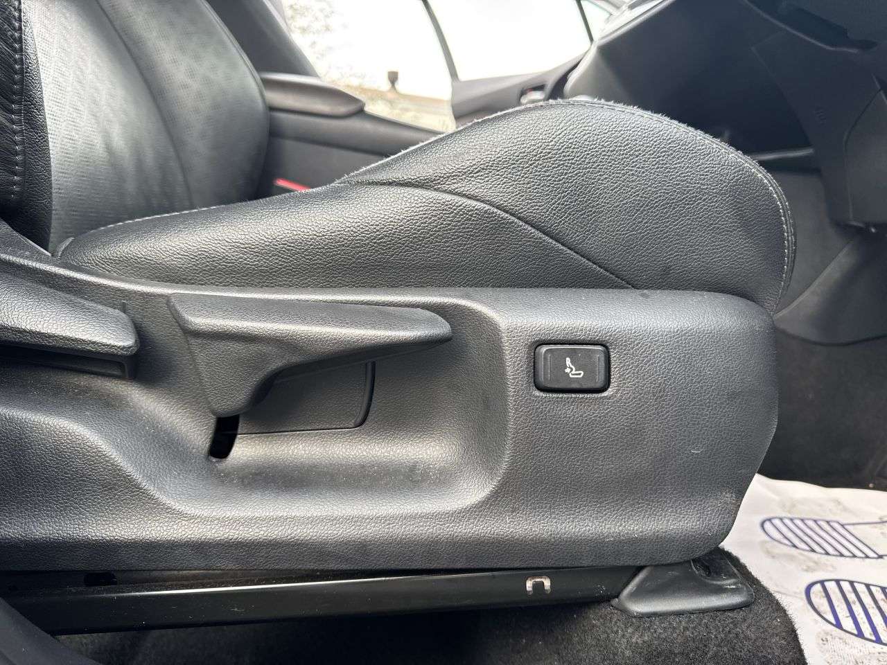 2019 TOYOTA C-HR 2019 TOYOTA C-HR