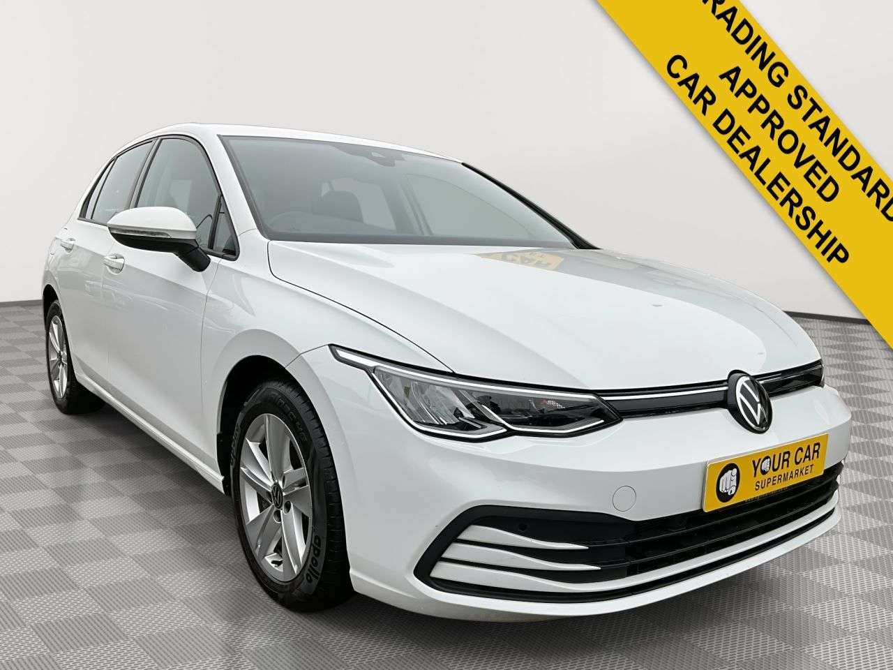 A 2023 VOLKSWAGEN GOLF 1.5 TSI Life Hatchback 5dr Petrol Manual Euro 6 (s/s) (130 ps) PSH A 2023 VOLKSWAGEN GOLF 1.5 TSI Life Hatchback 5dr Petrol Manual Euro 6 (s/s) (130 ps) PSH