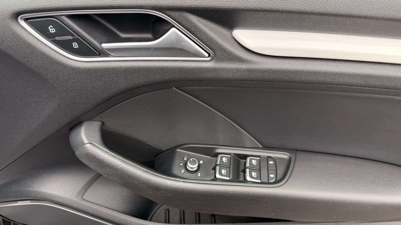 2018 AUDI S3 2018 AUDI S3