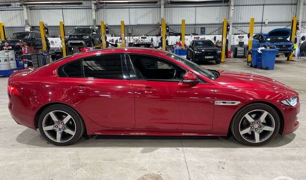 2017 JAGUAR XE 2017 JAGUAR XE