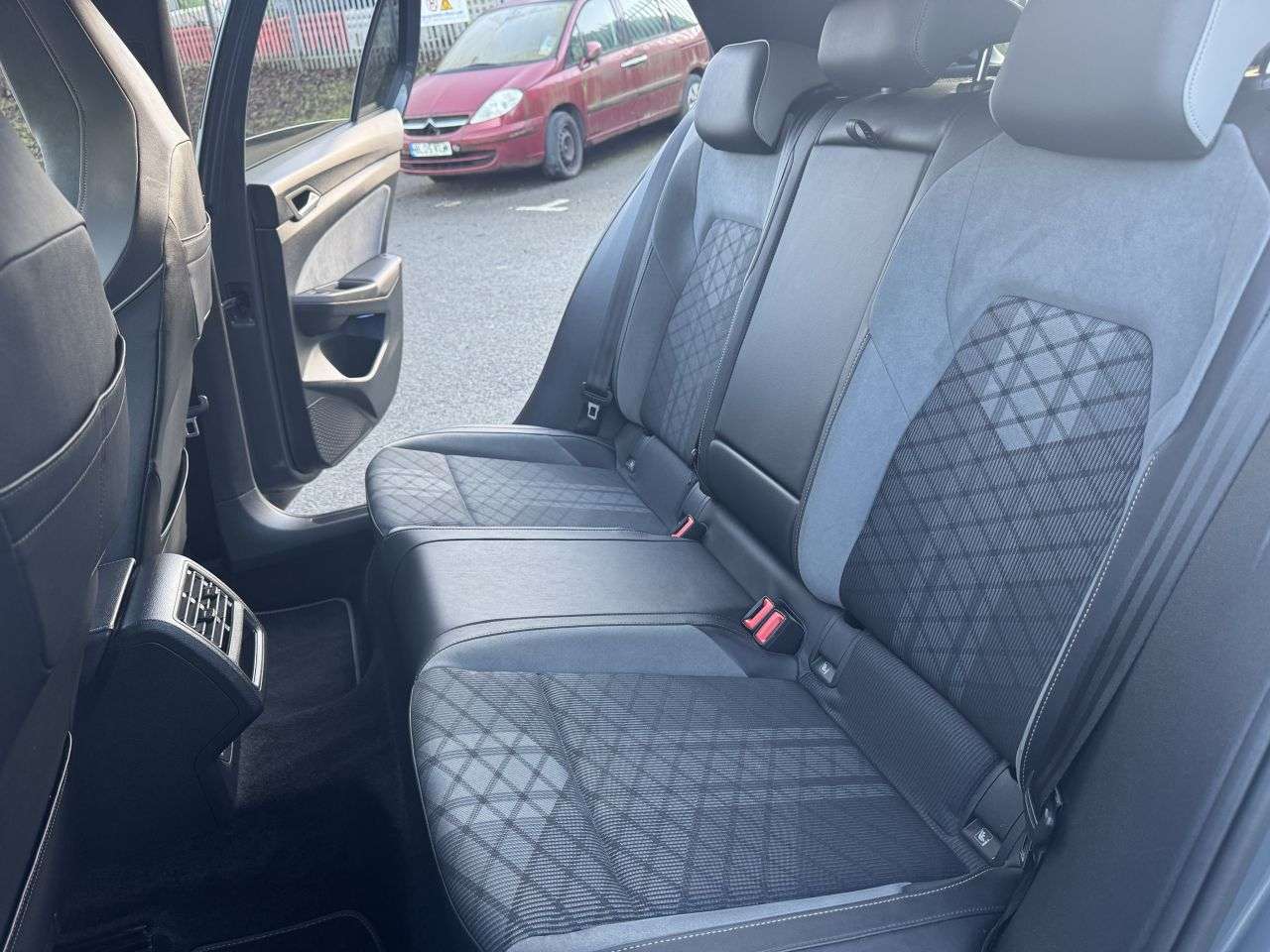 2021 VOLKSWAGEN GOLF 2021 VOLKSWAGEN GOLF