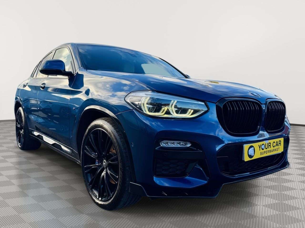 A 2018 BMW X4 3.0 30d M Sport X SUV 5dr Diesel Auto xDrive Euro 6 (s/s) (265 ps) A 2018 BMW X4 3.0 30d M Sport X SUV 5dr Diesel Auto xDrive Euro 6 (s/s) (265 ps)