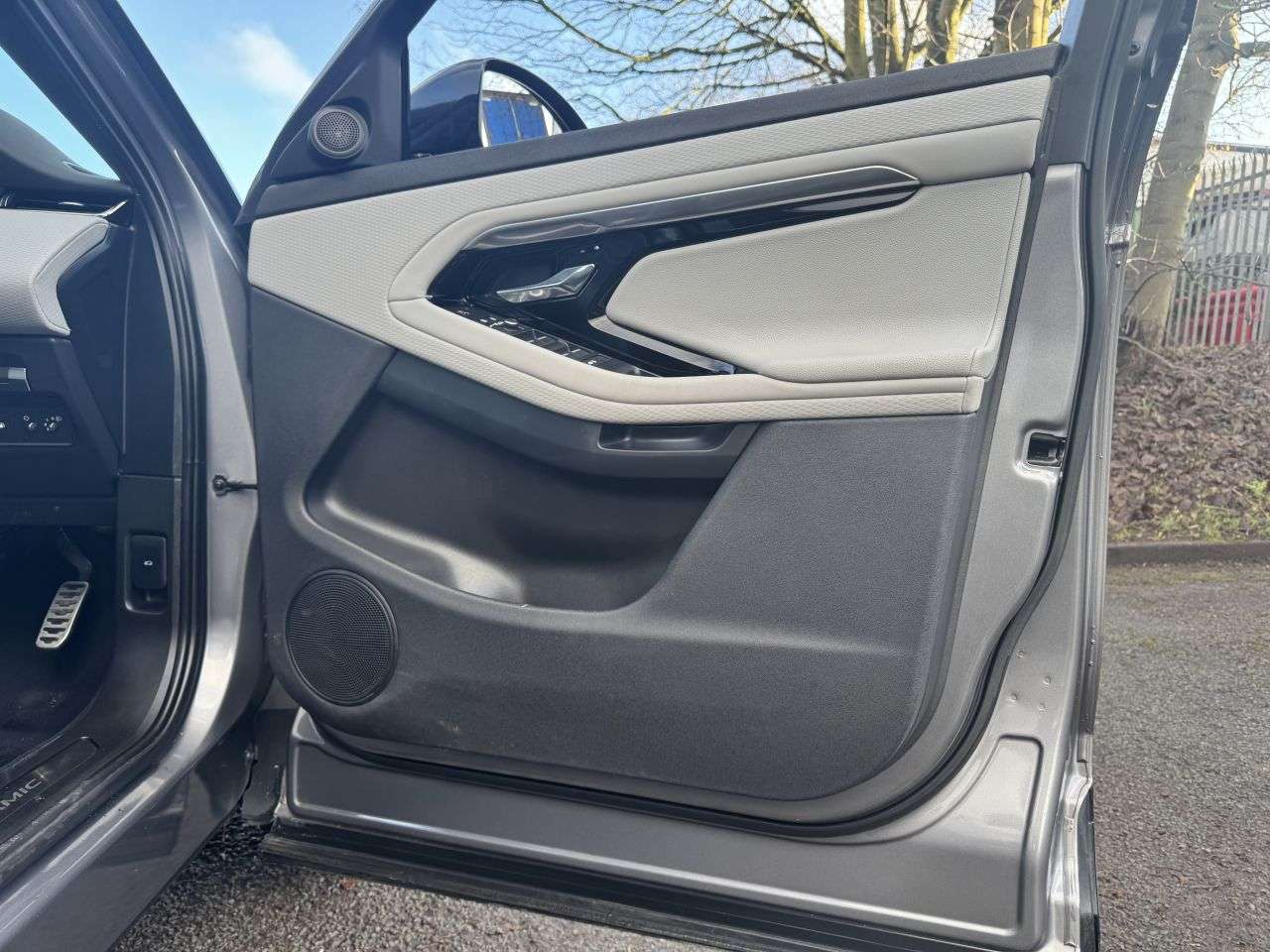 2021 LAND ROVER RANGE ROVER EVOQUE 2021 LAND ROVER RANGE ROVER EVOQUE